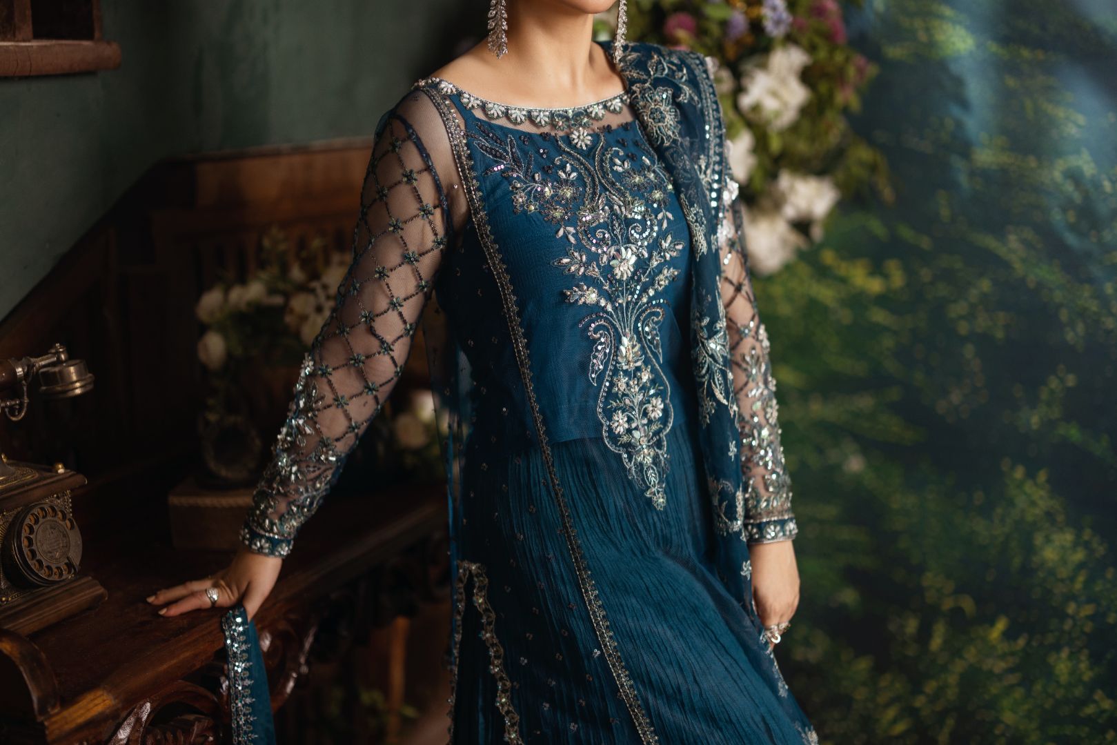 hira mani blue dress Hira mani